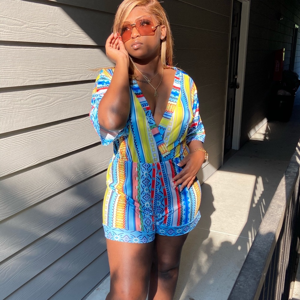 Aztec Shorts Romper - Picture 3 of 3
